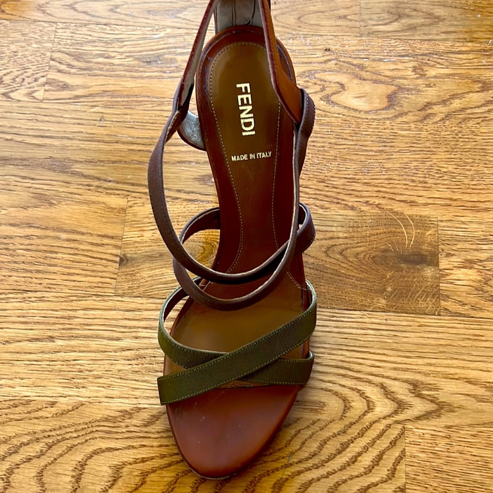 Beautiful leather Fendi sandals